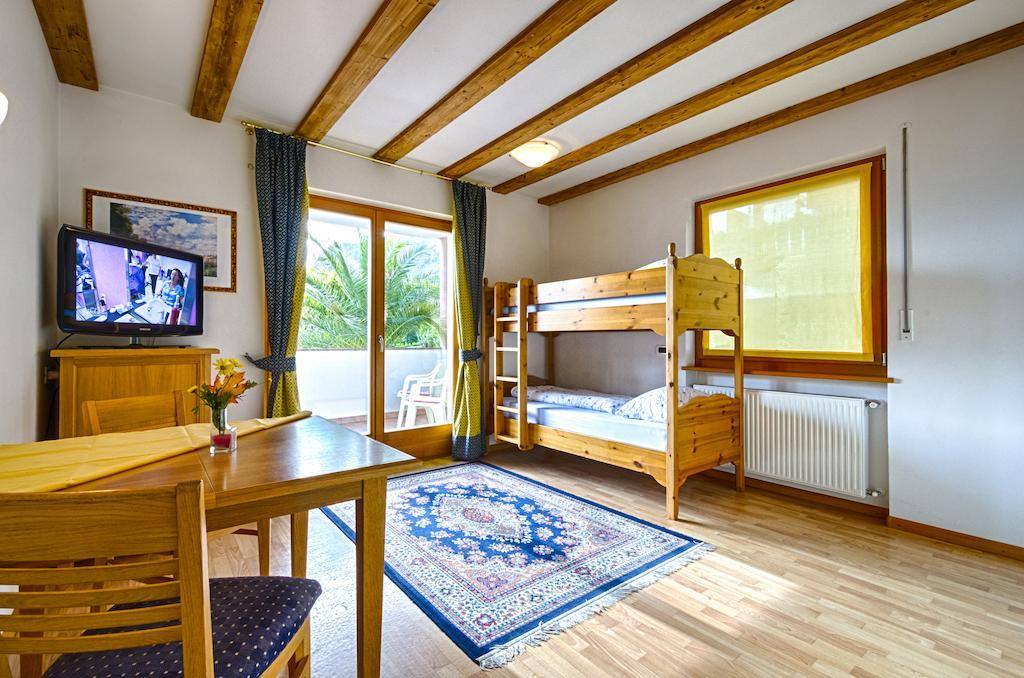 Hotel & Residenz Traubenheim Nalles Quarto foto