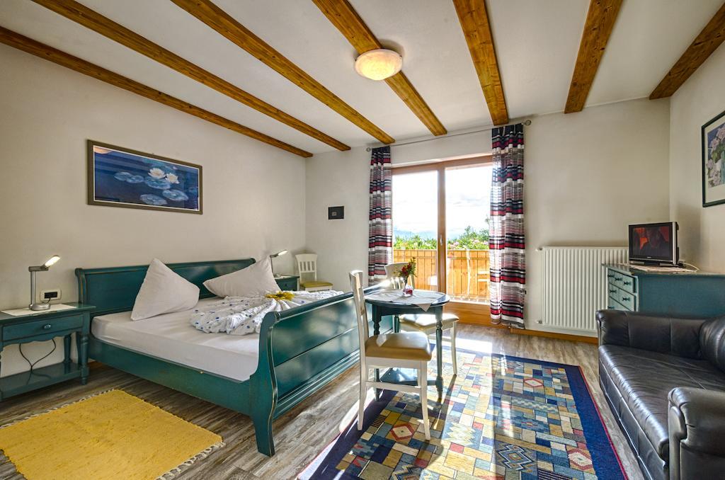 Hotel & Residenz Traubenheim Nalles Quarto foto