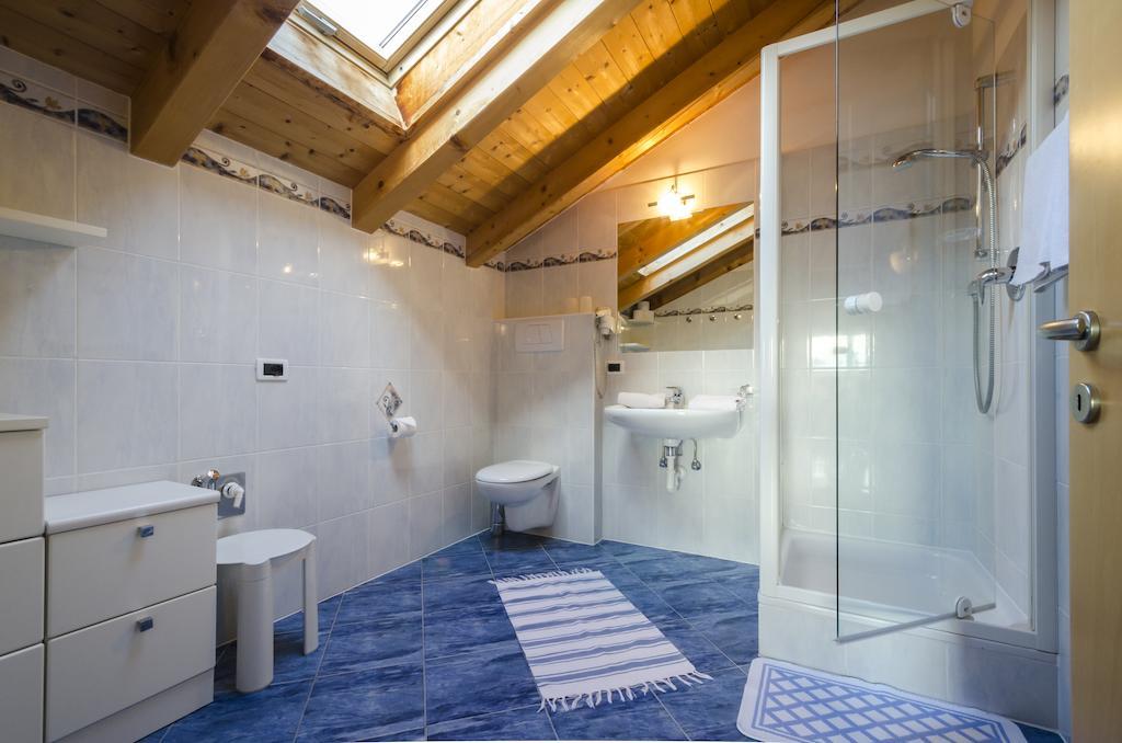 Hotel & Residenz Traubenheim Nalles Quarto foto
